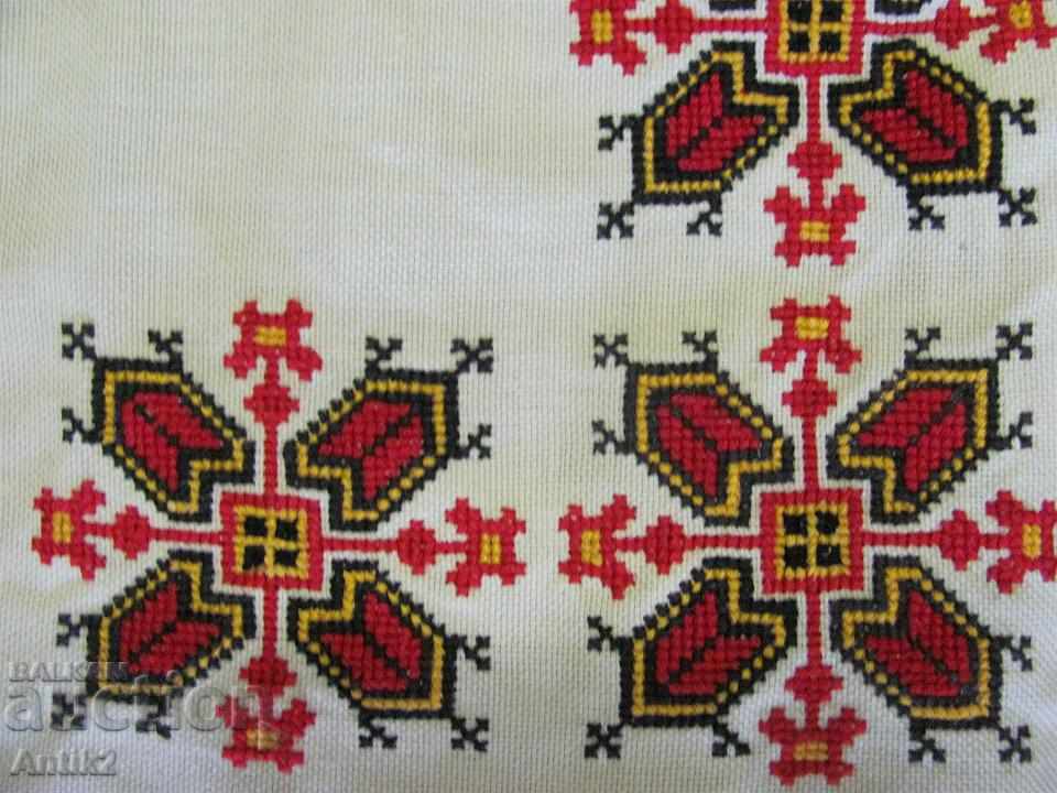 Delivery of 70s 2 Handmade Embroidered Tablecloths, Boxes