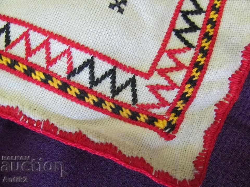 70s 2 Handmade Embroidered Tablecloths, Boxes - 5