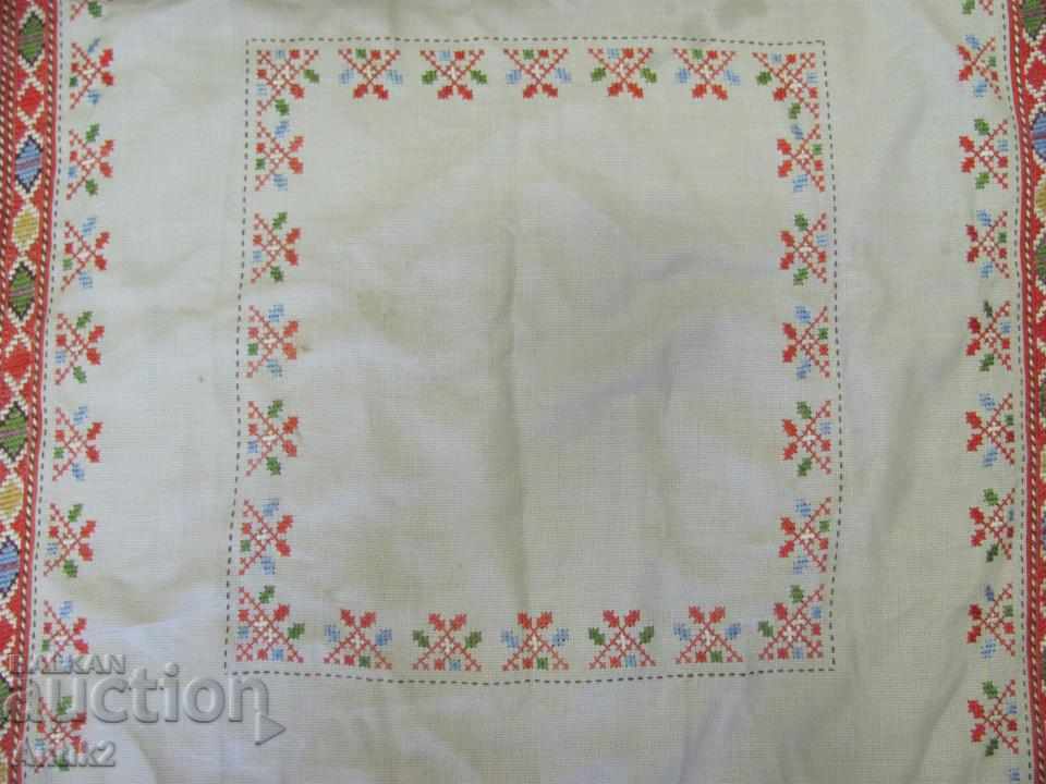 70s 2 Handmade Embroidered Tablecloths, Boxes - 7