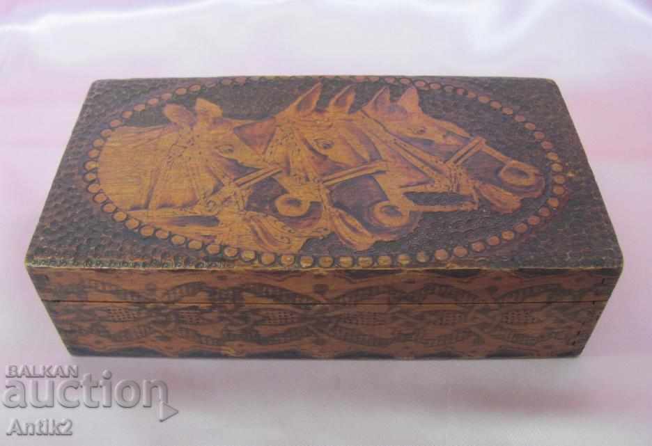 Auction 19th Century Original Wooden Box Auction 19th Century Original Wooden Box