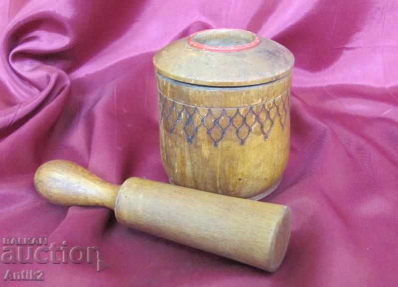 19th century Wooden Havana with price 90.00 BGN | € 46.02