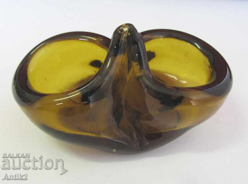 Delivery of Old Crystal Glass Saline Delivery of Old Crystal Glass Saline