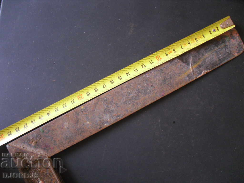 Unelte vechi de artizanat, marcaje cu preț 15.00 BGN | € 7.67