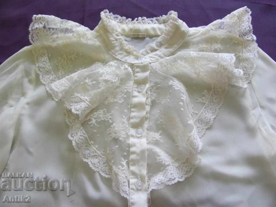 80s Silk Ladies Shirt with Lace - 7 80s Silk Ladies Shirt with Lace - 7