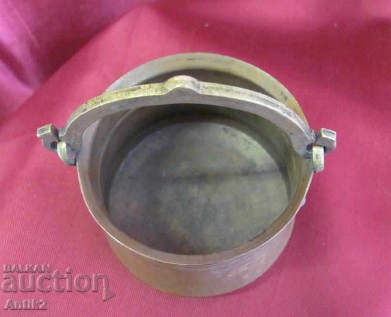 20 Antique Souvenir Bronze Menche, Kotle with price 120.00 BGN | € 61.36 20 Antique Souvenir Bronze Menche, Kotle with price 120.00 BGN | € 61.36