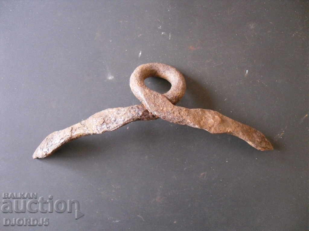 Old forged copper hose hinge