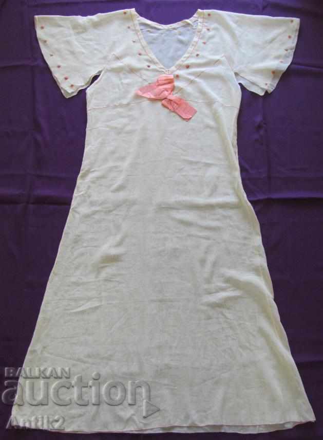 19th Century Hand Sewn Ladies Nightgown