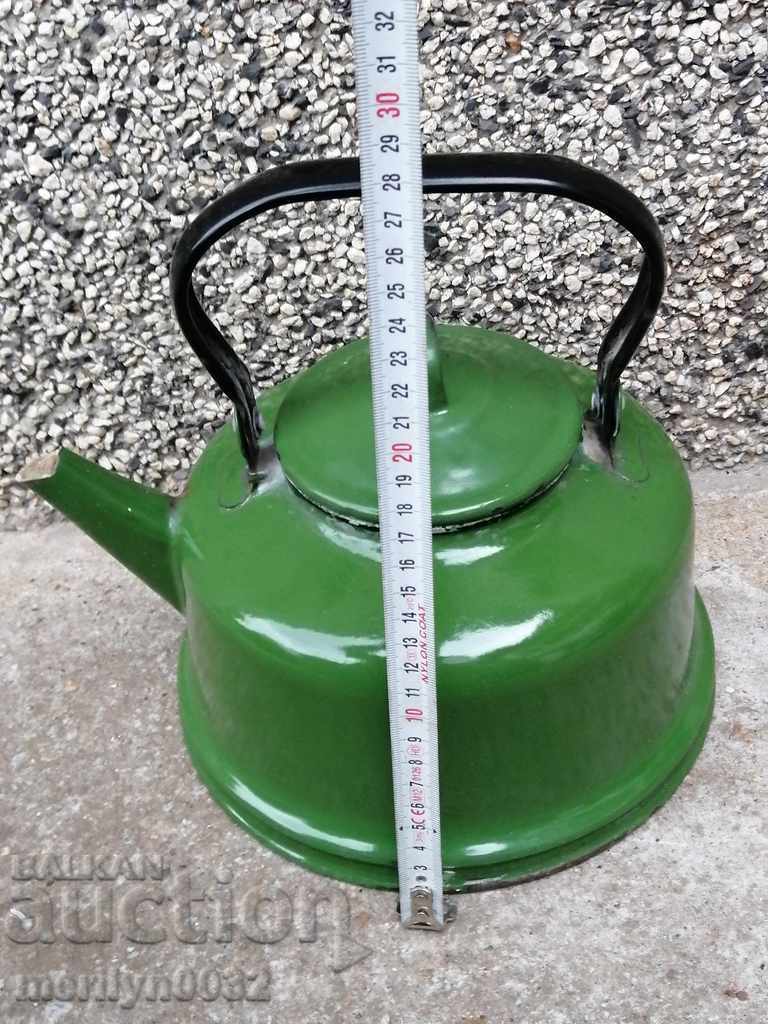 Enameled kettle with enamel with price 43.00 BGN | € 21.99