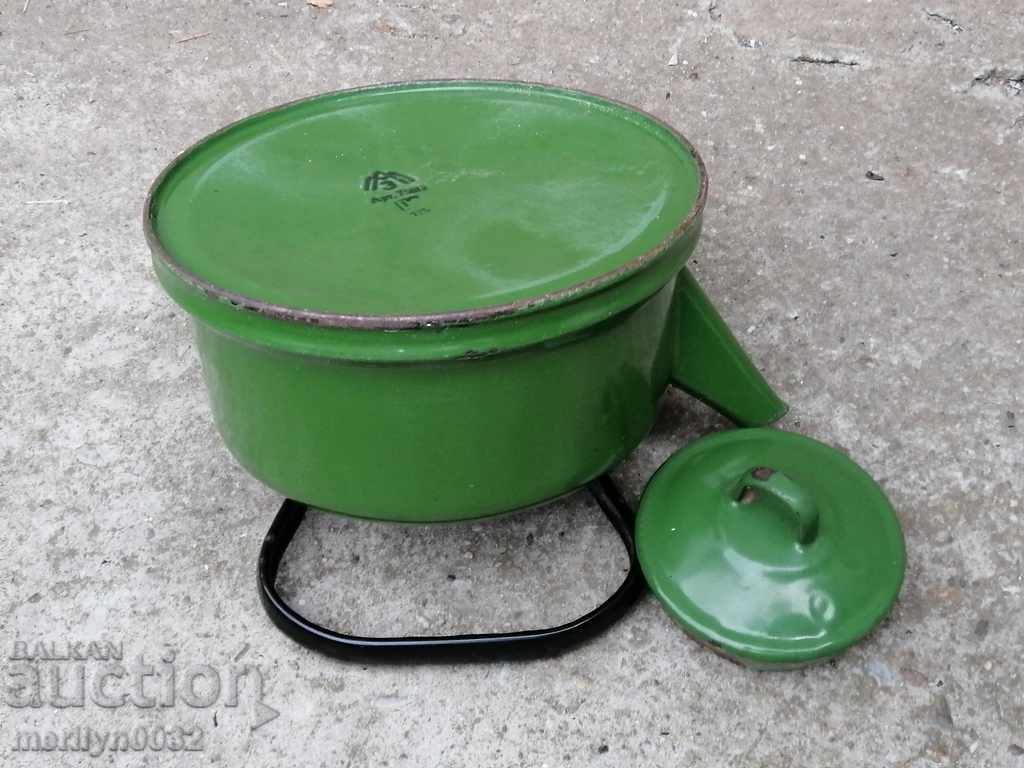 Delivery of Enameled kettle with enamel