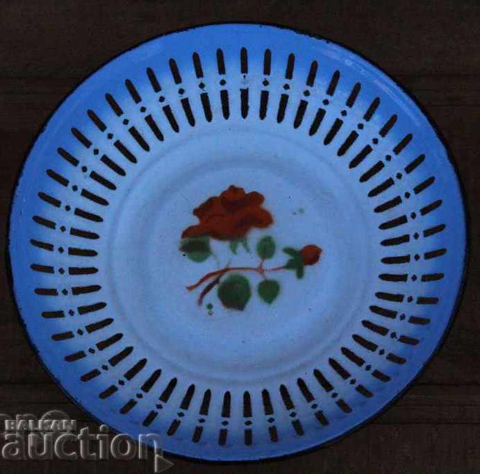 . 1968 SOCCLE ENAMELED METAL GEVGIR COLOR GIVGIR FRUKTIERA . 1968 SOCCLE ENAMELED METAL GEVGIR COLOR GIVGIR FRUKTIERA