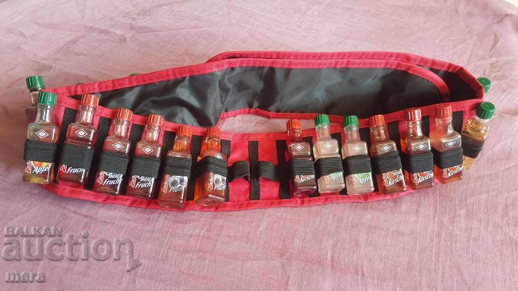 Аукцион Мини бутилчици във фирмен патрондаж Аукцион Мини бутилчици във фирмен патрондаж