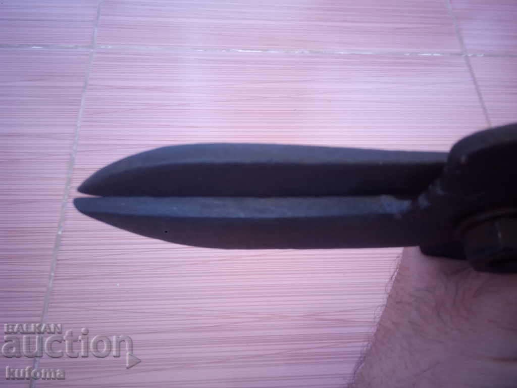 Old big scissors - 6 Old big scissors - 6