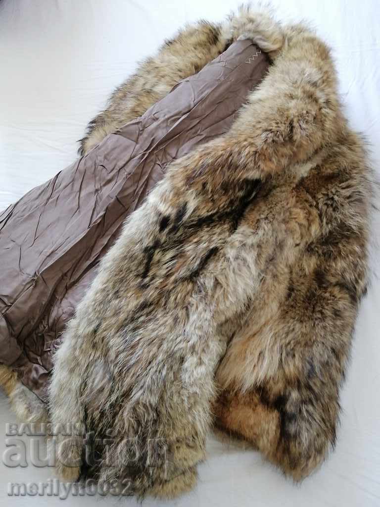 Fox fur coat. Luxury category. Rare quality with price 297.00 BGN | € 151.85 Fox fur coat. Luxury category. Rare quality with price 297.00 BGN | € 151.85