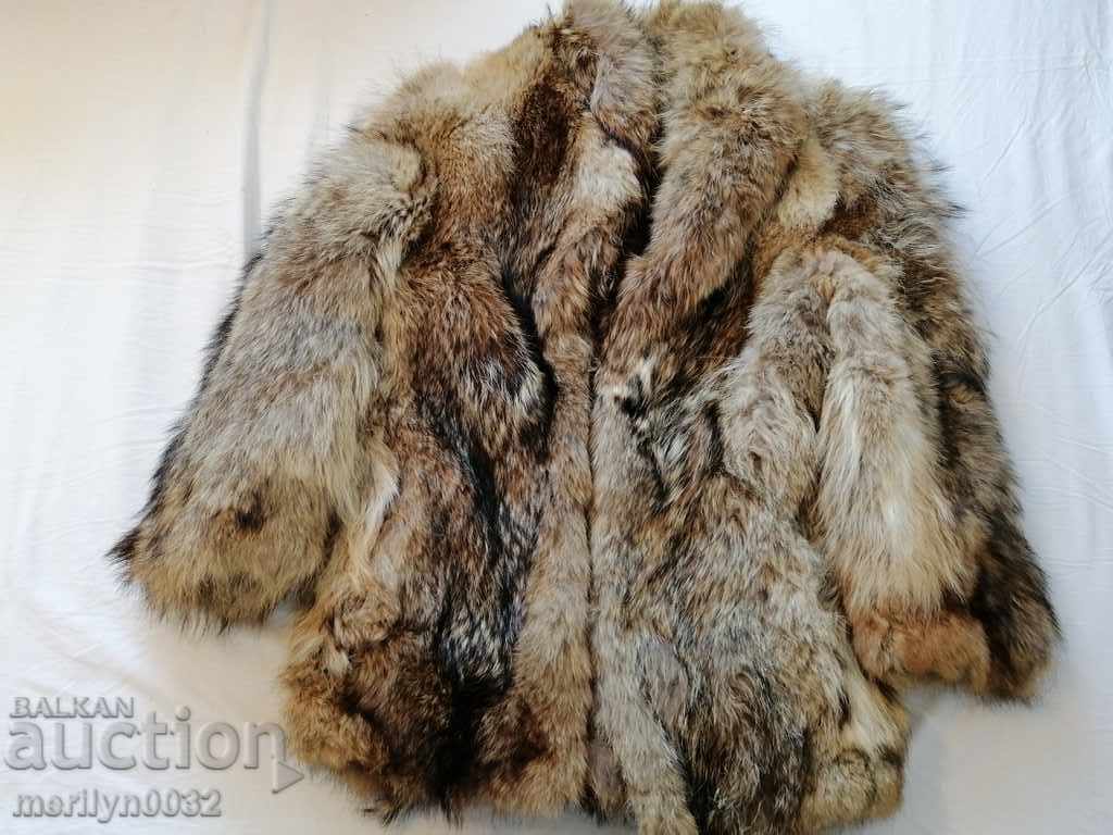 Fox fur coat. Luxury category. Rare quality Fox fur coat. Luxury category. Rare quality