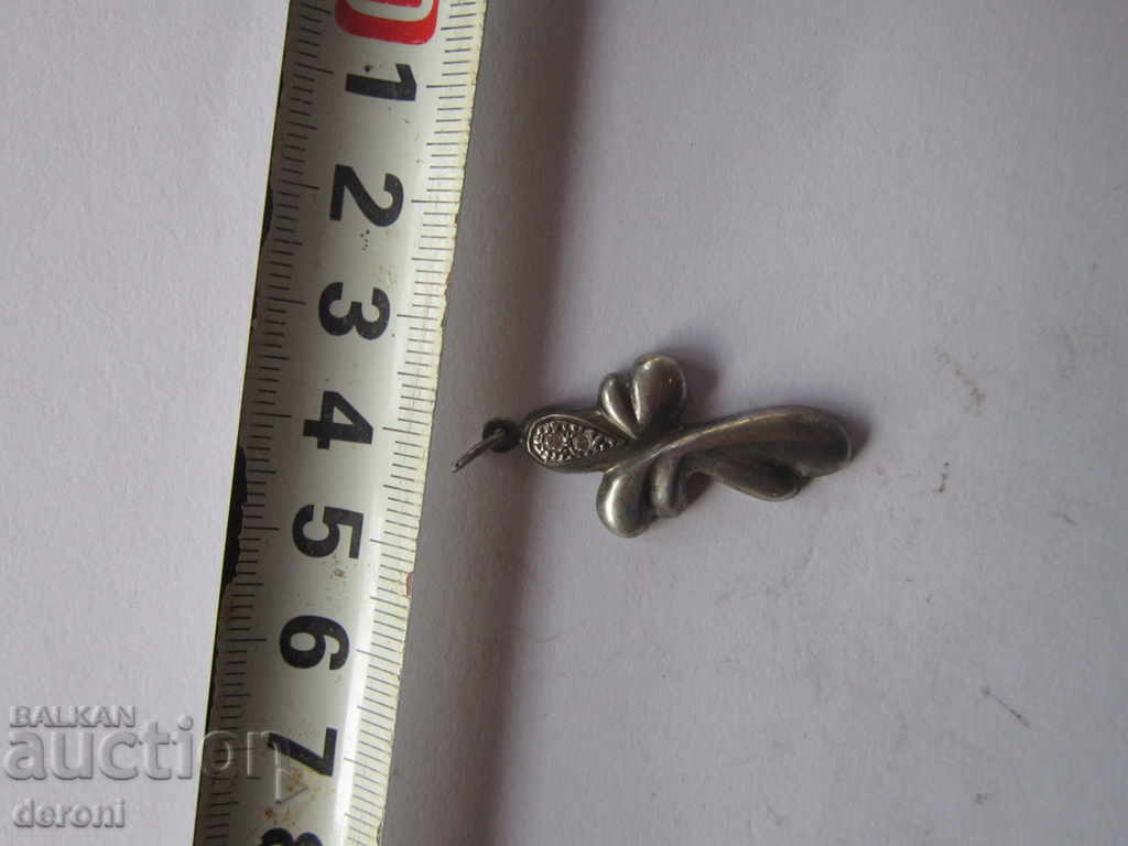 An old silver cross with stones with price 10.00 BGN | € 5.11 An old silver cross with stones with price 10.00 BGN | € 5.11