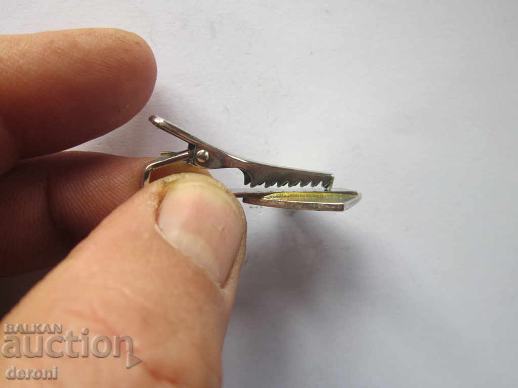 Delivery of Silver pin tie for silver and enamel tie Delivery of Silver pin tie for silver and enamel tie