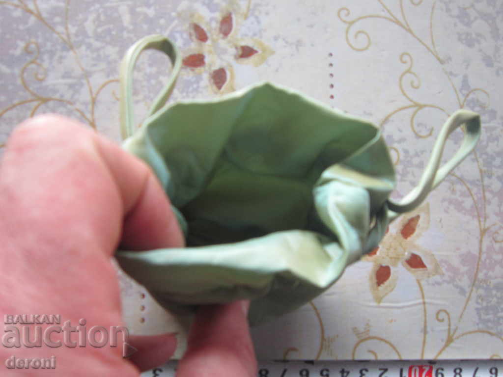 Auction  Old purse purse purse