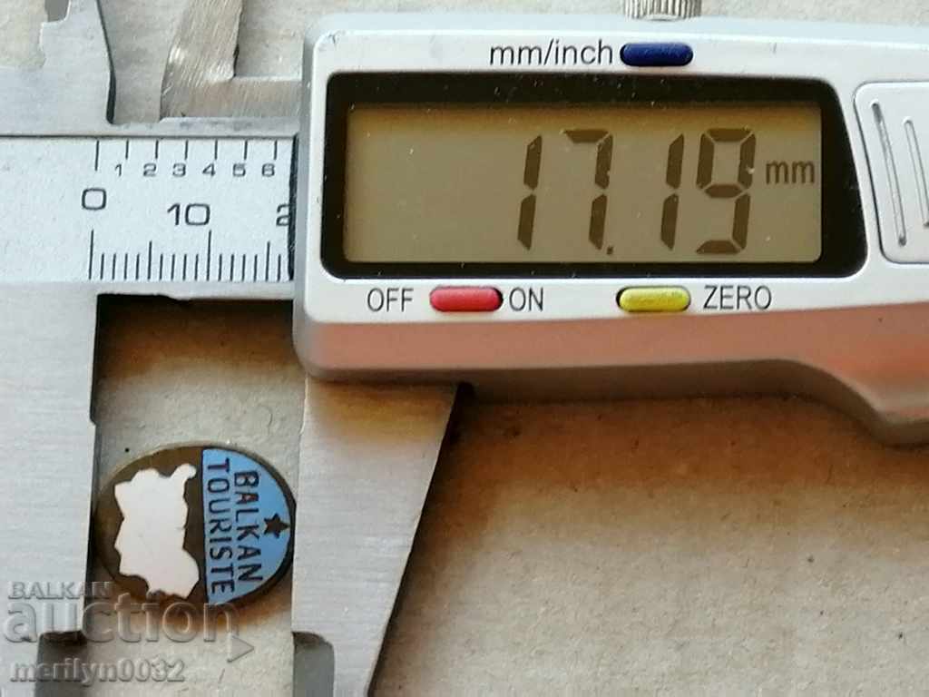 Auction  Badge Balkan Tourist Medal Badge