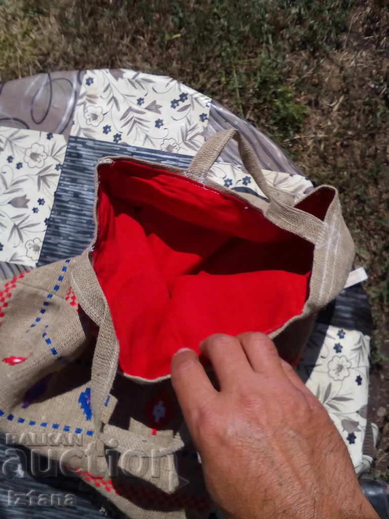 An old bag, a bag - 5 An old bag, a bag - 5