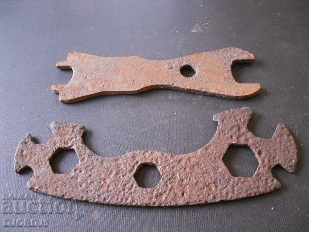 Auction Old bicycle switches Auction Old bicycle switches