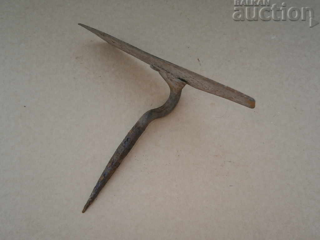 Auction old primitive fangs, fangs, fangs, wrought iron Auction old primitive fangs, fangs, fangs, wrought iron