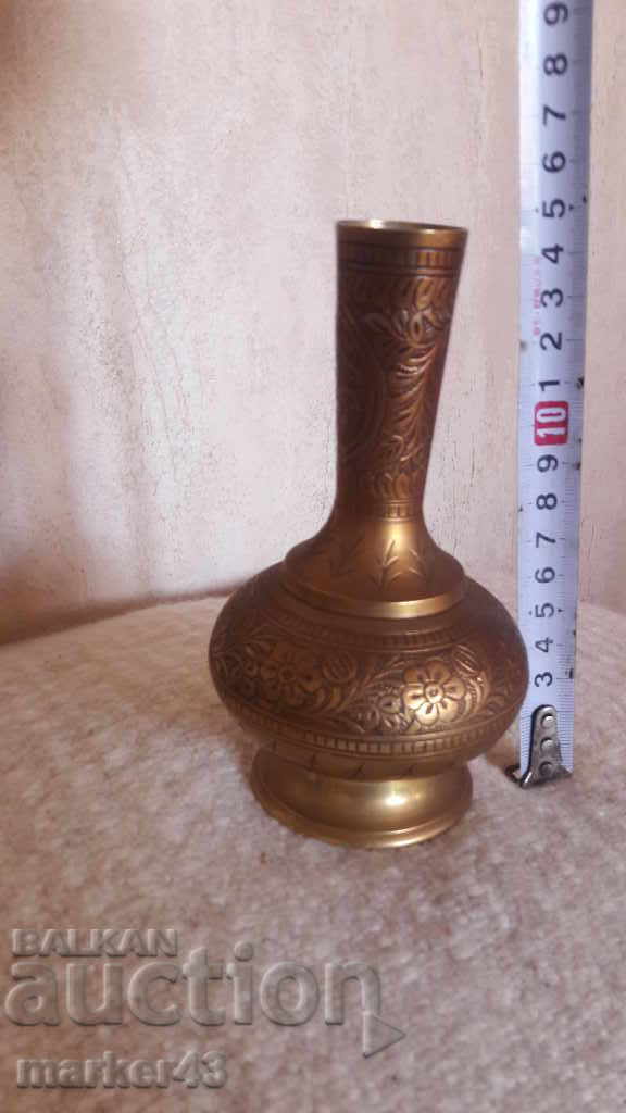 Vase with price 10.00 BGN | € 5.11