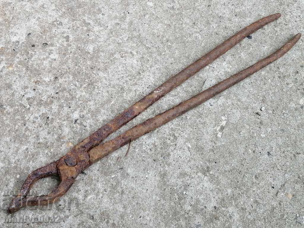 Old forging pliers, wrought iron, wrought iron with price 48.00 BGN | € 24.54 Old forging pliers, wrought iron, wrought iron with price 48.00 BGN | € 24.54