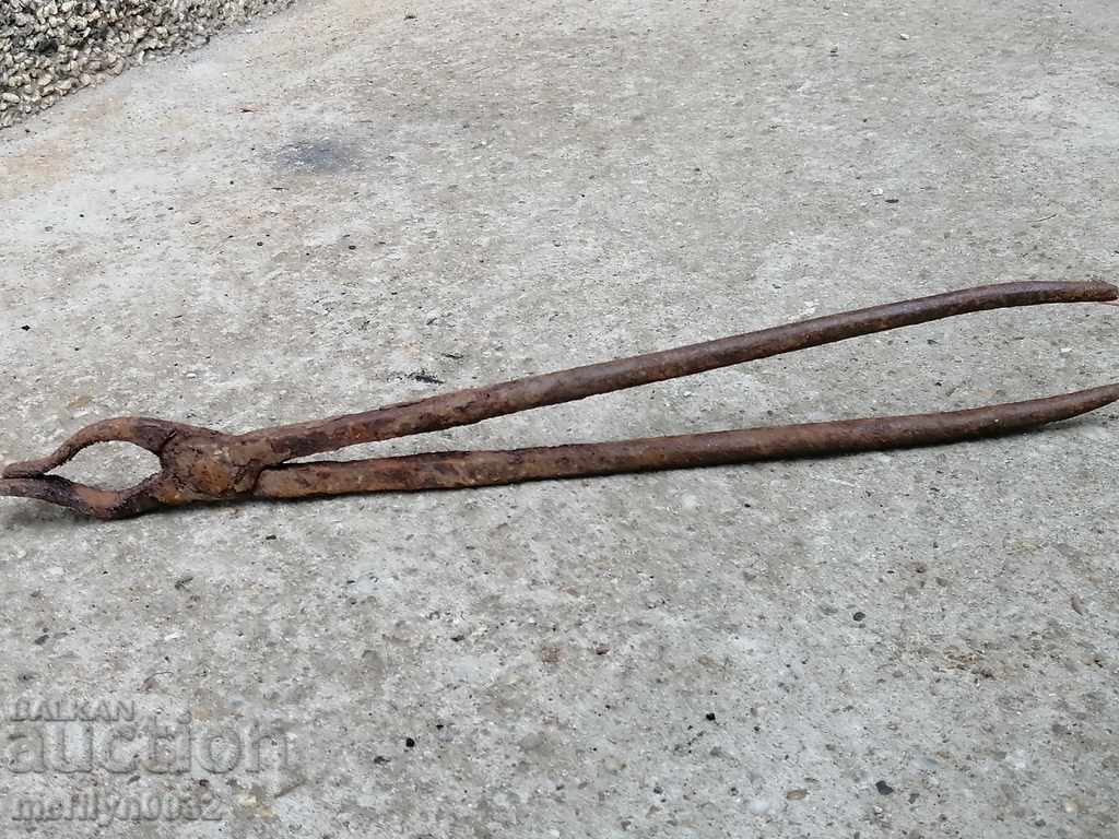 Auction Old forging pliers, wrought iron, wrought iron Auction Old forging pliers, wrought iron, wrought iron