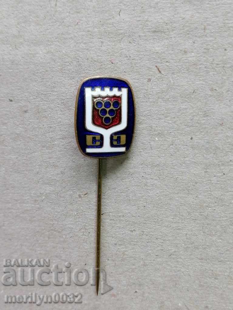 Breastplate Medal Badge Badge with price 41.00 BGN | € 20.96 Breastplate Medal Badge Badge with price 41.00 BGN | € 20.96