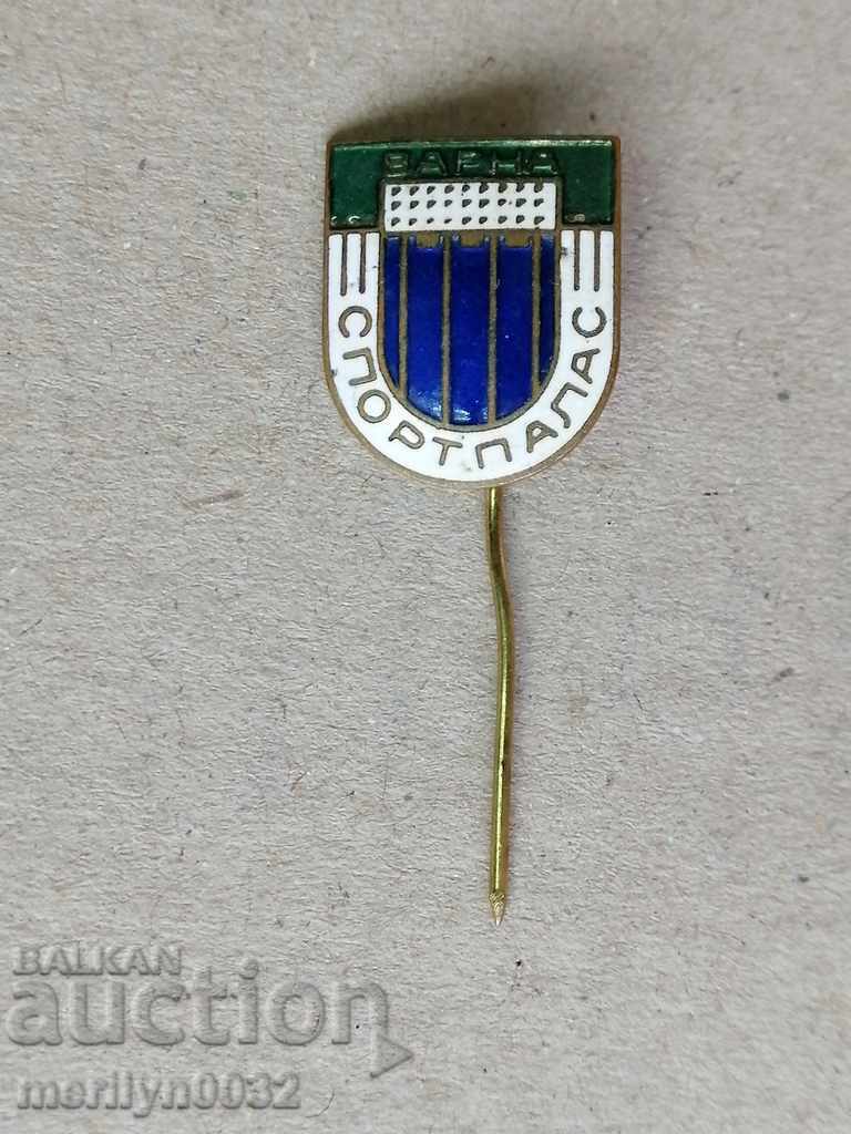 Breastplate SPORT PALACE medal badge with price 41.00 BGN | € 20.96 Breastplate SPORT PALACE medal badge with price 41.00 BGN | € 20.96