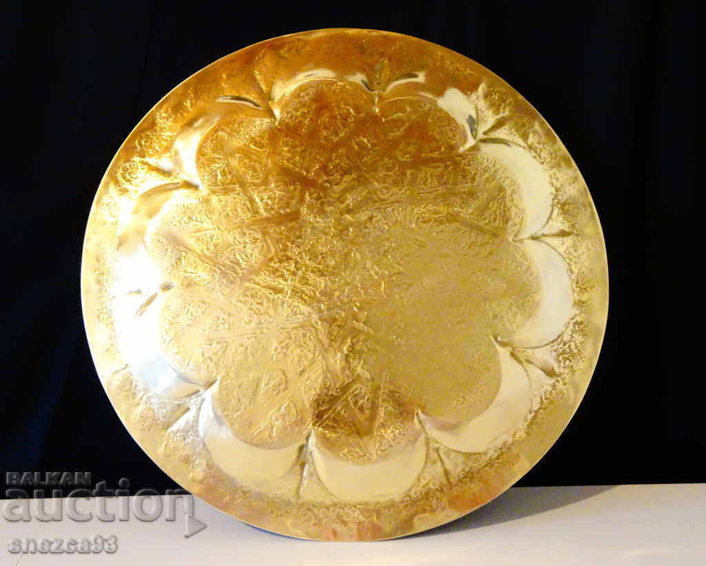 Delivery of Persian bronze tray, platter, blue 810 gr Delivery of Persian bronze tray, platter, blue 810 gr