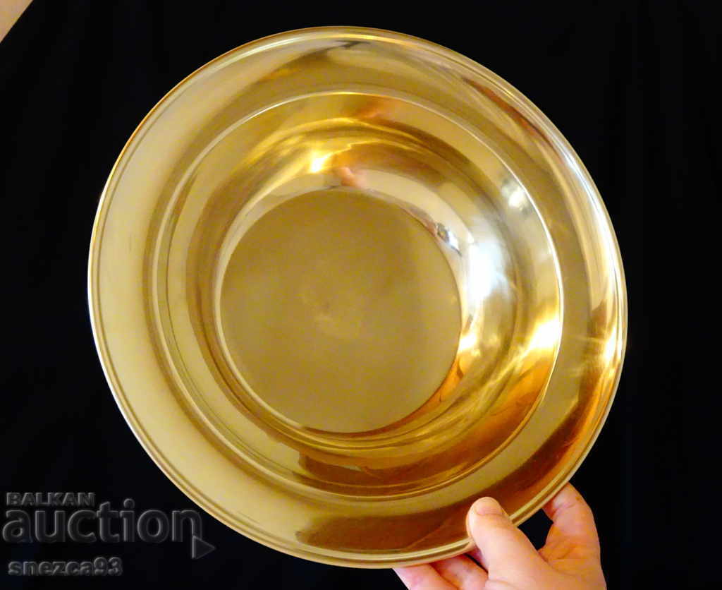 Аукцион Бронзова салатиера,фруктиера 580 гр.,3 литра. Аукцион Бронзова салатиера,фруктиера 580 гр.,3 литра.