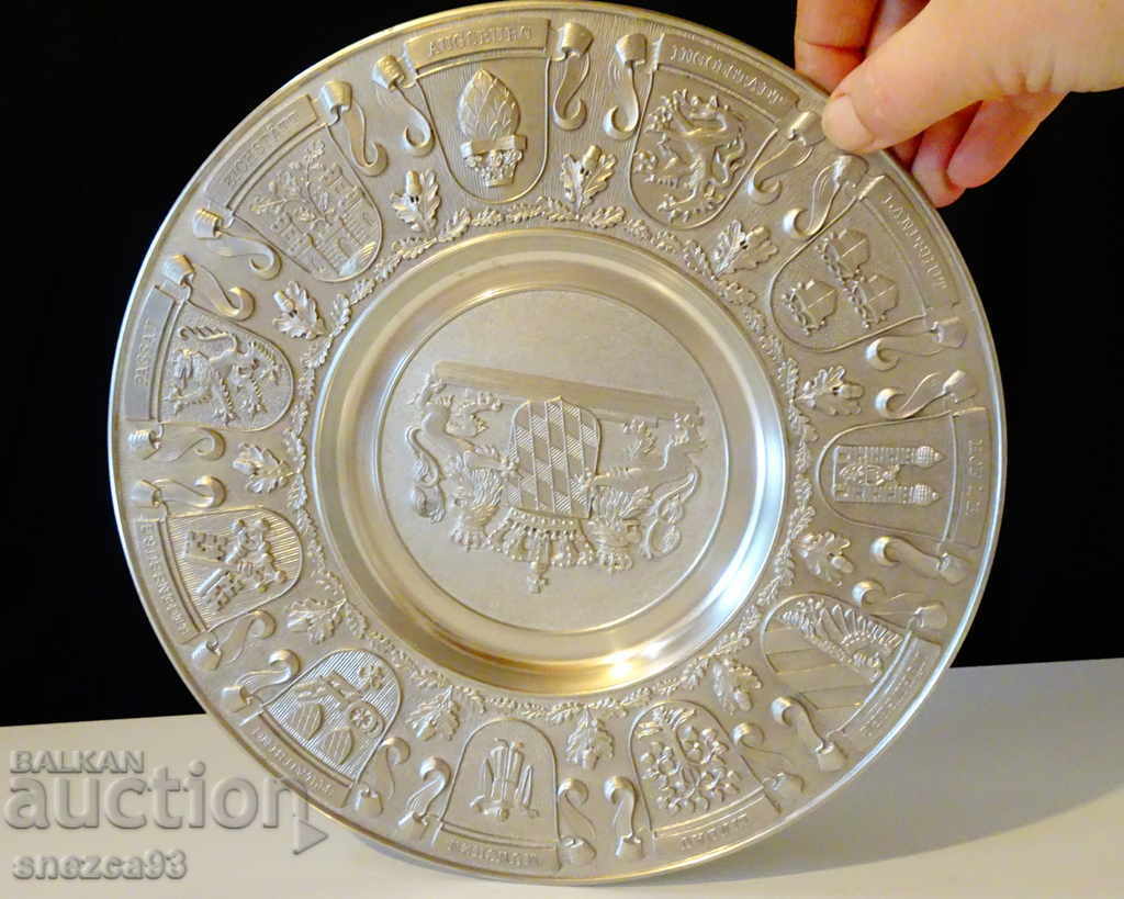 Delivery of Colored plate, panorama Bavaria 590 gr., crown, lion Delivery of Colored plate, panorama Bavaria 590 gr., crown, lion