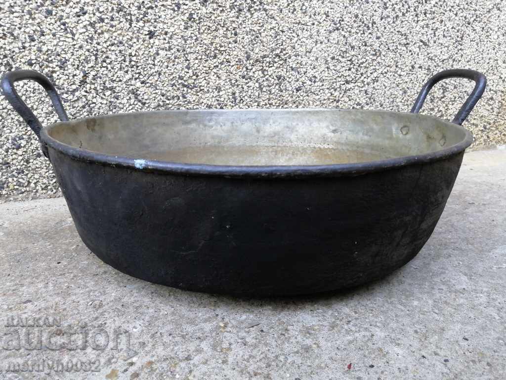 Baked tray, copper pot, baker, sahane, honey, pan, tass with price 99.00 BGN | € 50.62 Baked tray, copper pot, baker, sahane, honey, pan, tass with price 99.00 BGN | € 50.62