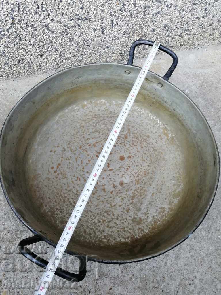 Delivery of Baked tray, copper pot, baker, sahane, honey, pan, tass Delivery of Baked tray, copper pot, baker, sahane, honey, pan, tass