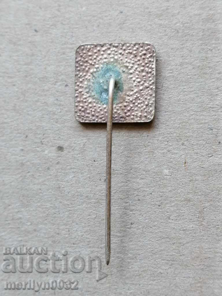 Breastplate Modern Pentagon Medal Badge with price 41.00 BGN | € 20.96 Breastplate Modern Pentagon Medal Badge with price 41.00 BGN | € 20.96