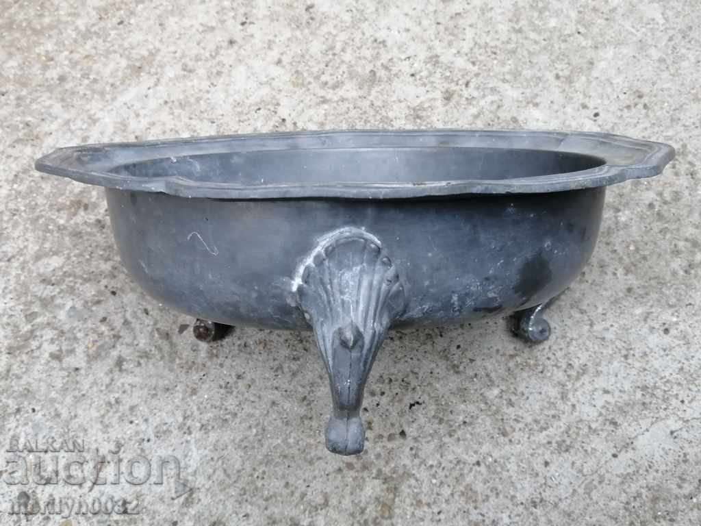 Old court with price 58.00 BGN | € 29.65