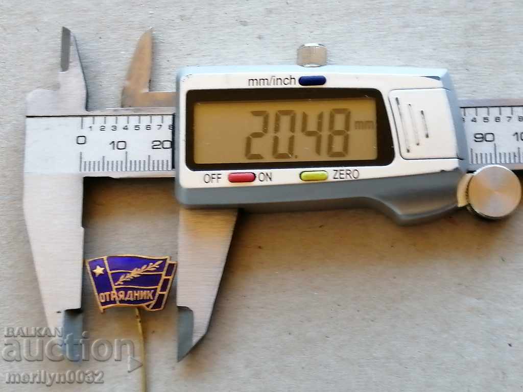 Delivery of Badge Badge Enamel Email Medal Badge