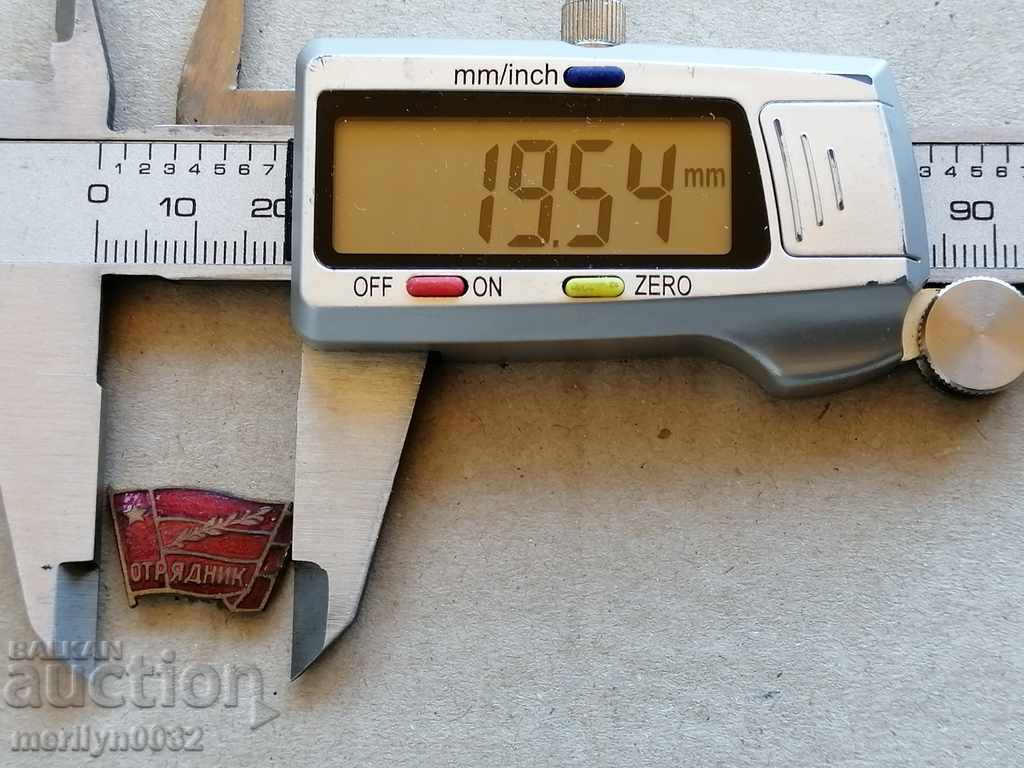 Delivery of Badge Badge Enamel Email Medal Badge