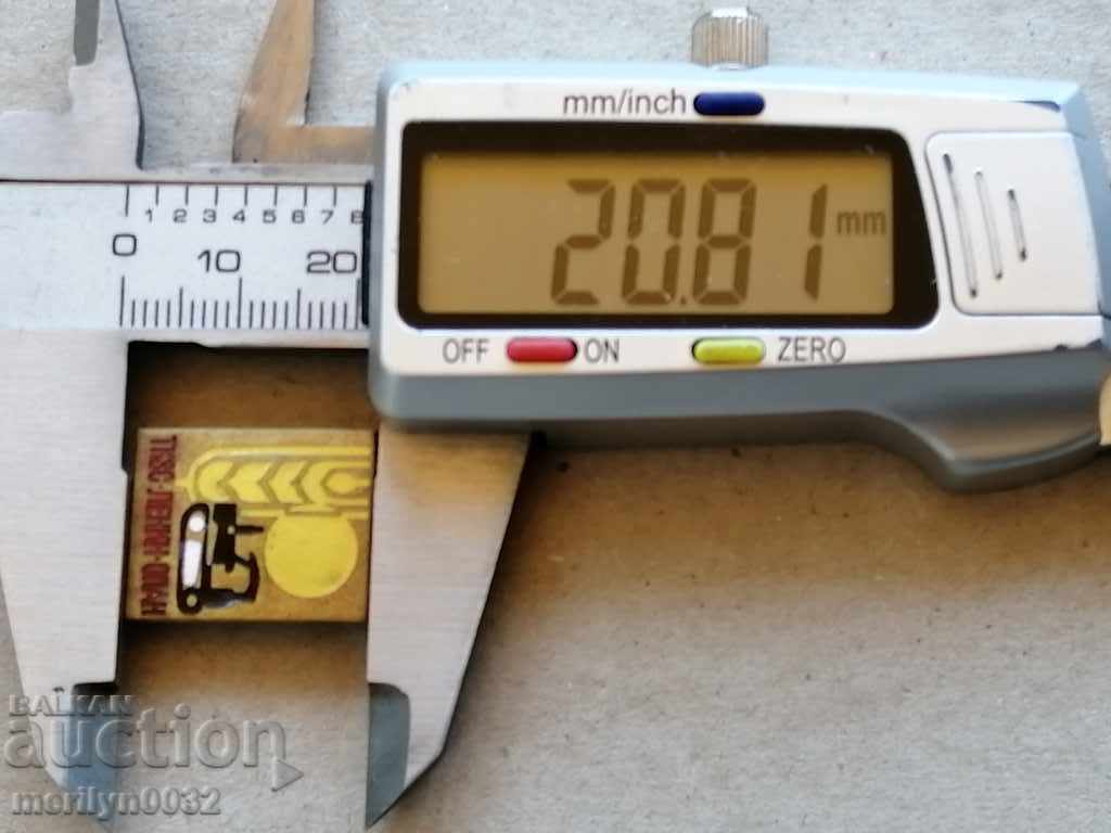 Delivery of Lenin Opan Embrace medal badge