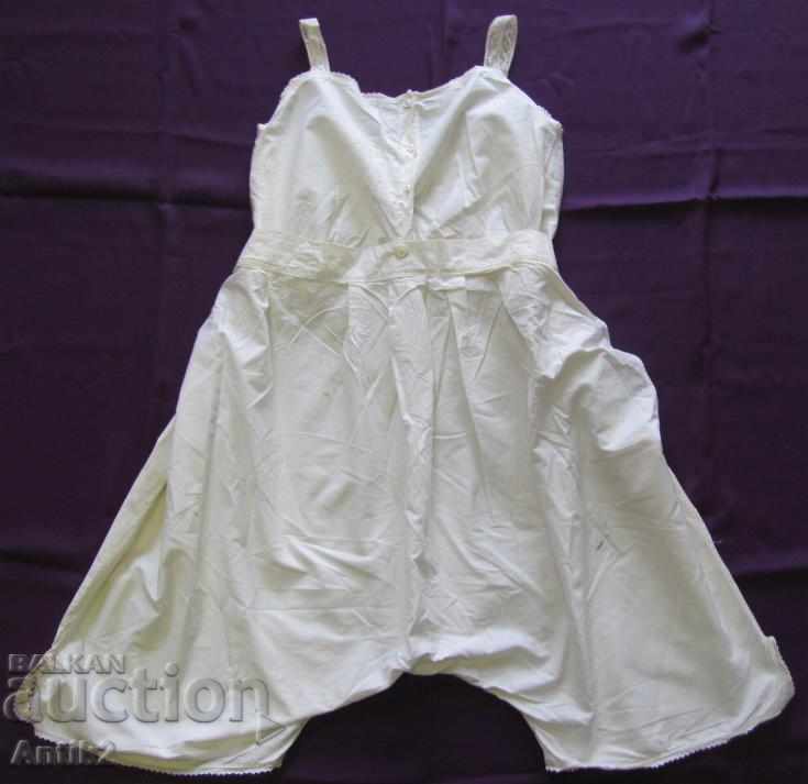 Auction 19th Century Ladies Nightgown, Jumpsuit Auction 19th Century Ladies Nightgown, Jumpsuit