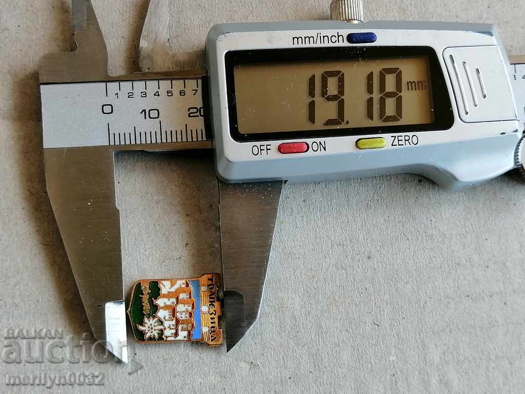 Delivery of Breastplate Trapeze enamel medal badge Delivery of Breastplate Trapeze enamel medal badge