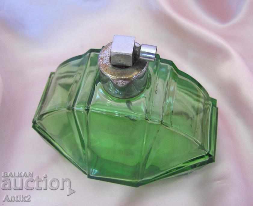 Delivery of Old Crystal Perfume Bottles 2 pcs Delivery of Old Crystal Perfume Bottles 2 pcs