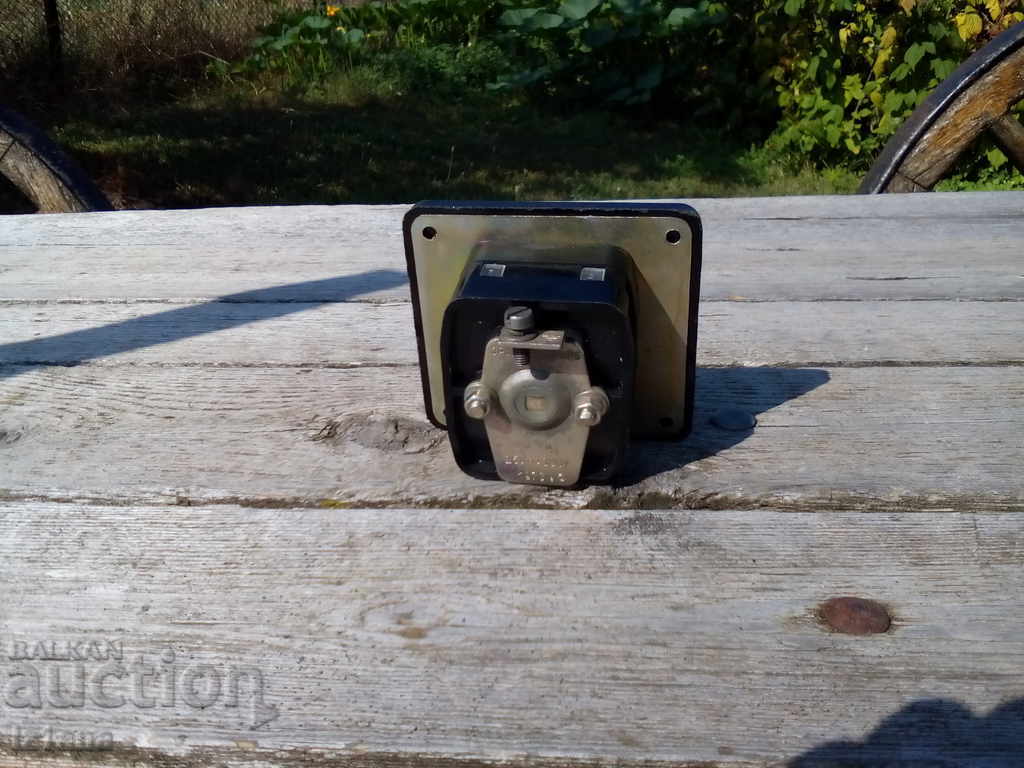 Licitație Întrerupător de alimentare vechi PGP 25/20