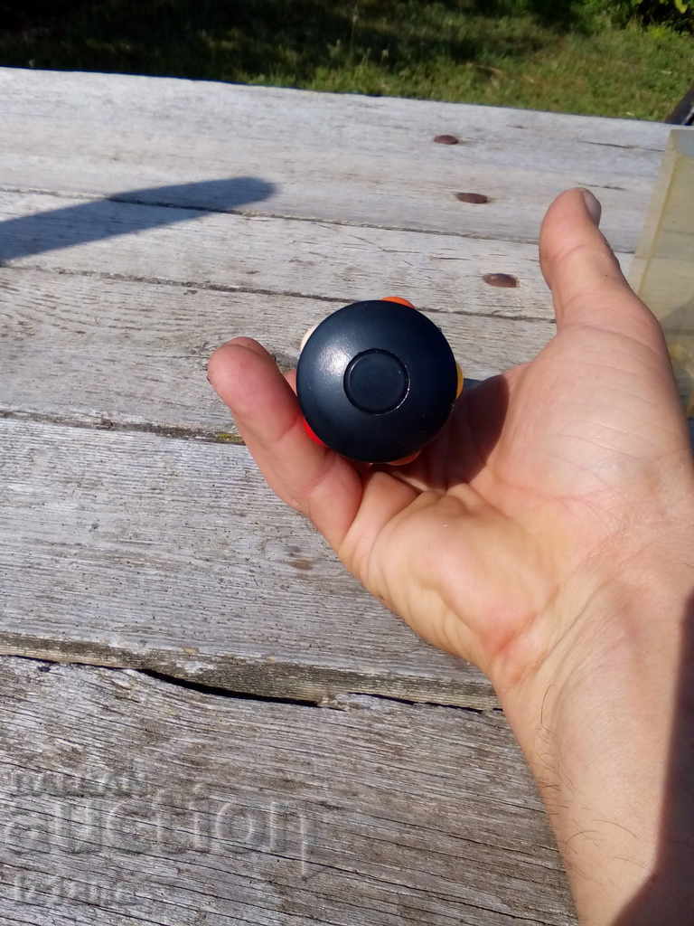 Old spinning toy - 5 Old spinning toy - 5