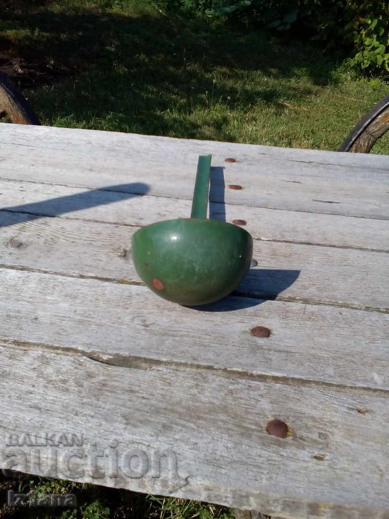 Delivery of Old enameled ladle Delivery of Old enameled ladle