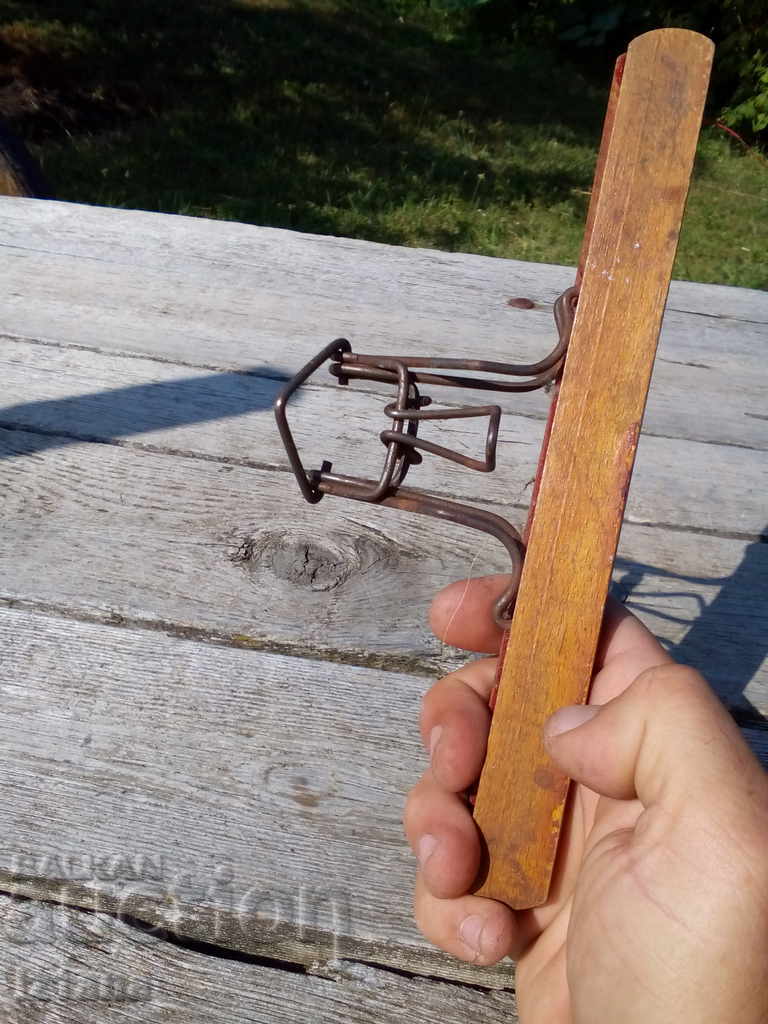 Auction  Old clothes hanger