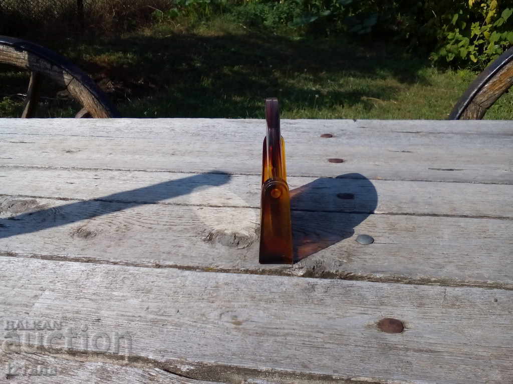 An old mirror, a mirror with price 15.00 BGN | € 7.67 An old mirror, a mirror with price 15.00 BGN | € 7.67