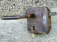 Стара брава без ключ резе 30-те години на Х|Х век РАБОТИ