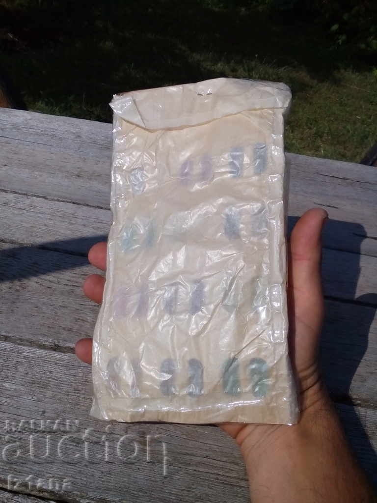 Livrarea Șepci vechi, capace de sticlă, sticle